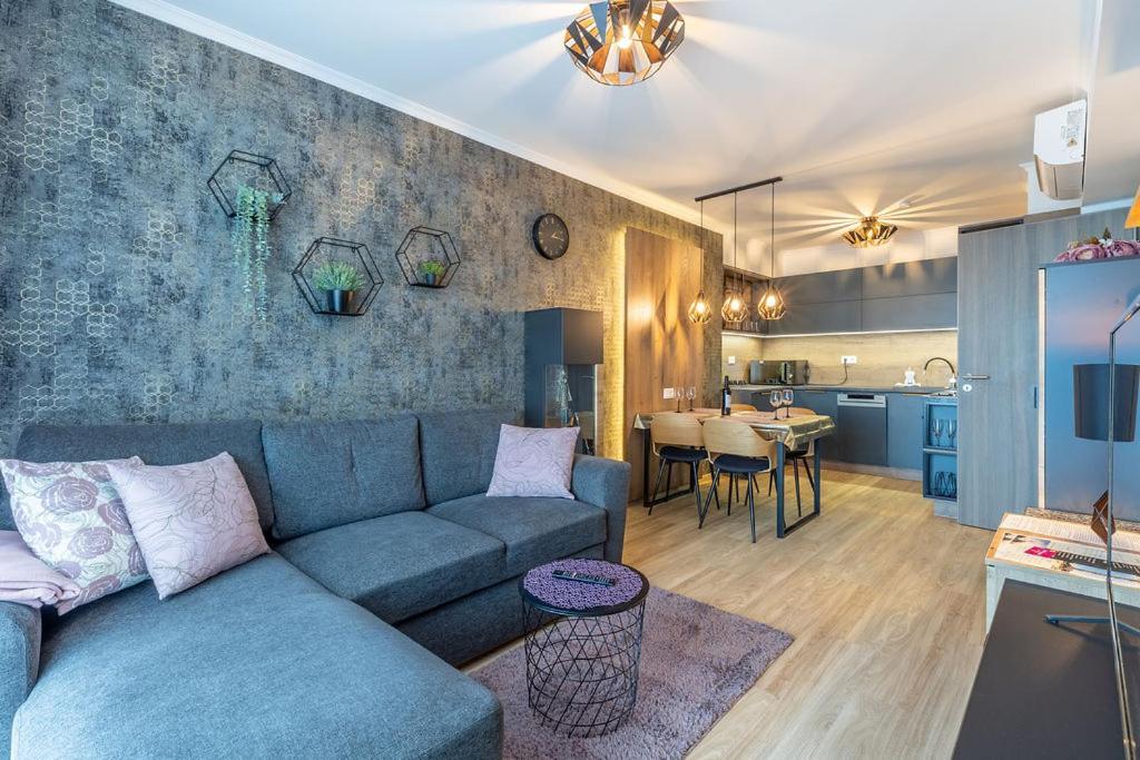 Gold Mandala Apartman Siofok By Bltn Zewnętrze zdjęcie